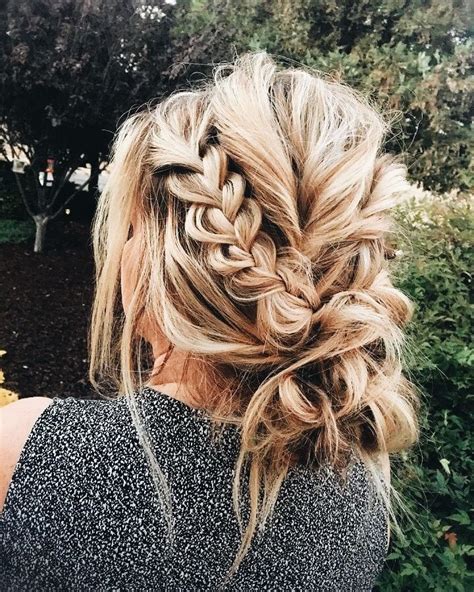 Messy Updo With Braids Messy Bun With Braids Pretty Hairstyles Up