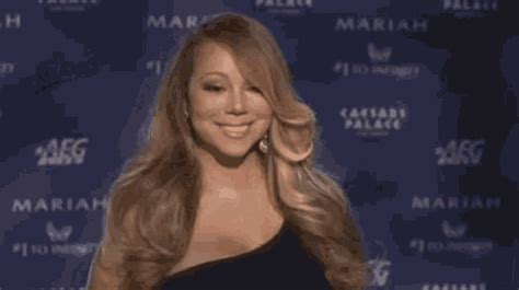 Awkward Mariah Carey  Awkward Mariahcarey Smile Discover And Share