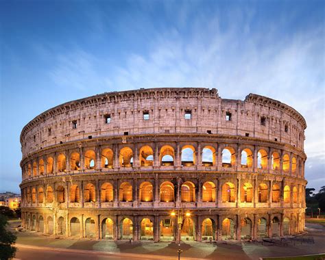 The Golden Colosseum At Dusk In Rome By Romaoslo