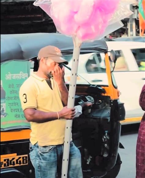 Man Selling Cotton Candy Breaks Down In Middle Of Road Sirf Pakistan