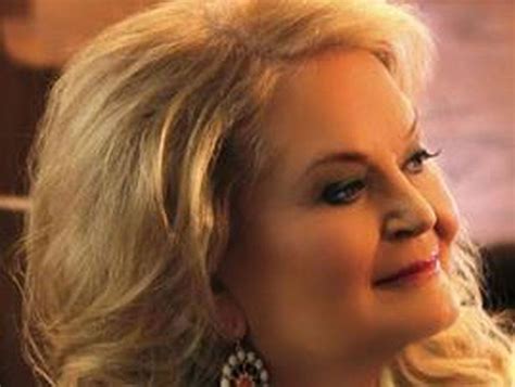 Country Singer Lynn Anderson Famous For Rose Garden Has Died