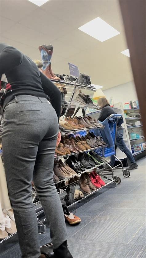 Delicious Business Milf Pawg Booty Tight Slacks Bent Over Tight