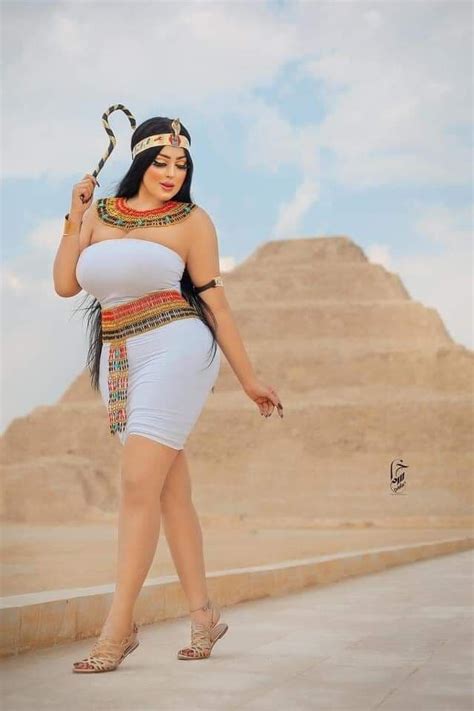نشرت عارضة الأزياء المصرية سلمى الشيمي، عبر حسابها على موقع التواصل الاجتماعي (انستغرام). موقع الحمرا - اعتقال مصور التقط صورا "غير لائقة" لعارضة ...