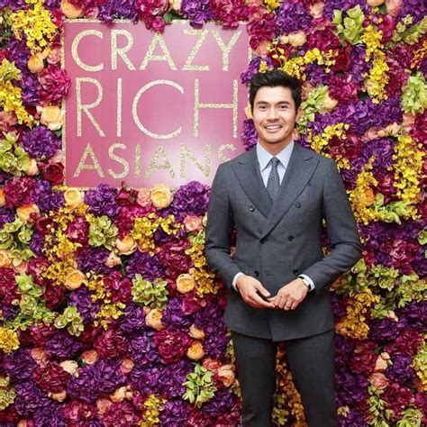 Here's how they shot nick young's (henry golding) home. Henry Golding, Si 'Pangeran' Tampan 'Crazy Rich Asians'