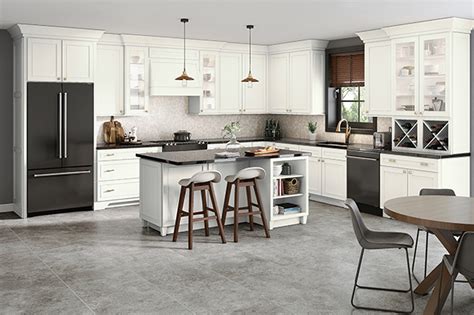 Dove White on Maple Kitchen with Glass Doors