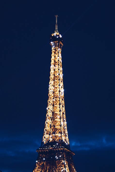 Banco De Imagens Noite Nublado Torre Eiffel Paris Arranha Céu