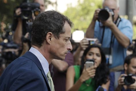 Anthony Weiner Sentenced To 21 Months For Sexting Teenager