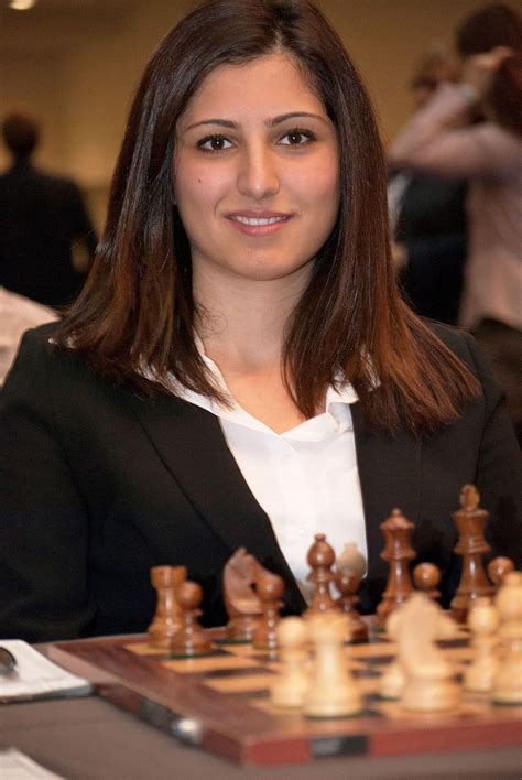 Mina vadisi'nde arafat'tan gelecek taşlarla oluşan yığınlara da cemre adı verilir. Betül Cemre Yıldız - Wikipedia