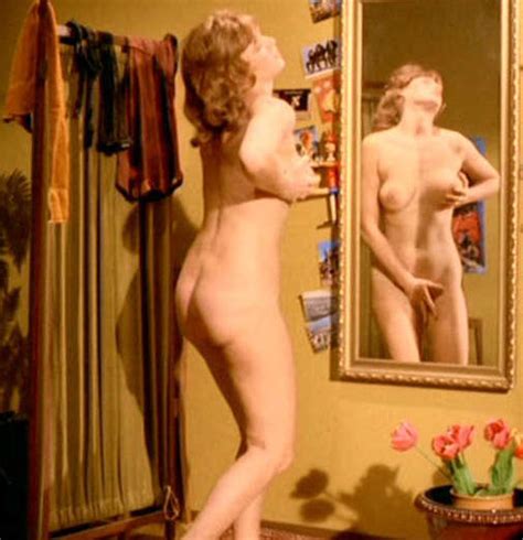 Monika Rohde Sie Liebt Sich Durch Ihre Nacktbilder Galerie Nr 2