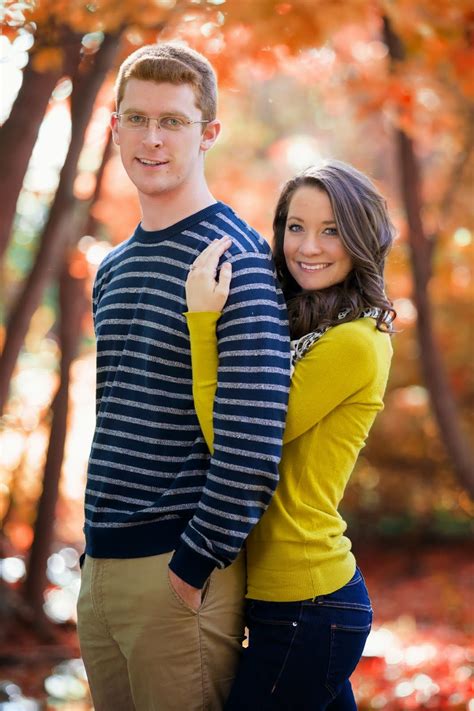 Couples fall portraits! Check out more ideas for couples posing ideas ...