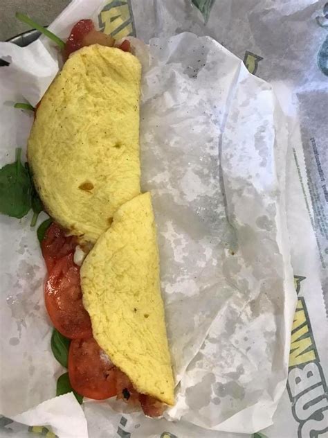 Grilled chicken nuggets (2g net carb per serving). Subway egg wrap | Keto fast food, Keto restaurant, Low ...