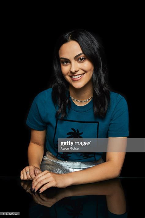 Camila Mendes In The Pizza Hut Lounge SDCC Cami Mendes Camilla Mendes Mendes