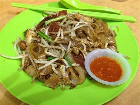 Char kway teow is one of the most popular street dishes in malaysia and singapore. Penang Fresh Cockles Fried Kuey Teow
