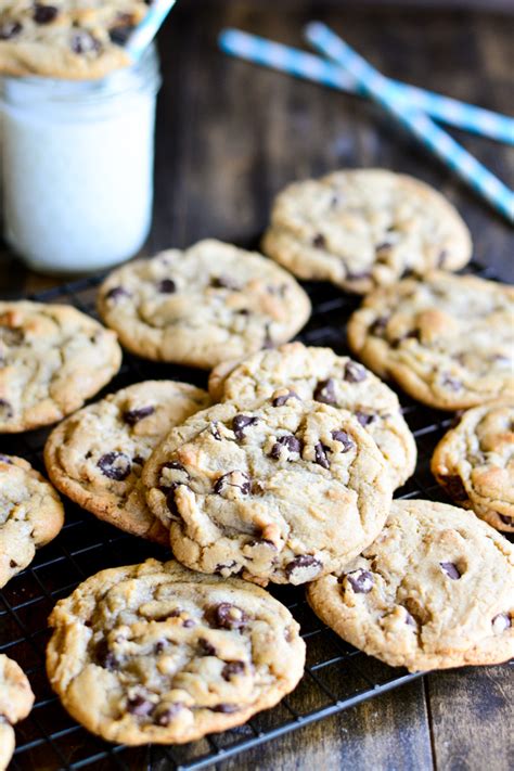 Easy Bakery Style Chocolate Chip Cookie Recipes