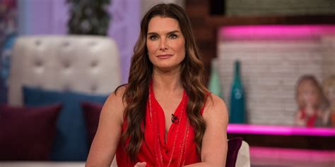 Beginning To Mend Brooke Shields Is Learning To Walk Again After Breaking Her Femur