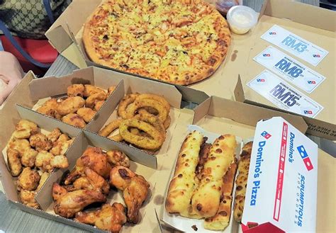 Enjoy your delicious pizza by ordering online and free delivery to your doorstep or takeaway. Let's Stretch Our Ringgit With Domino's Pizza Bonus For ...