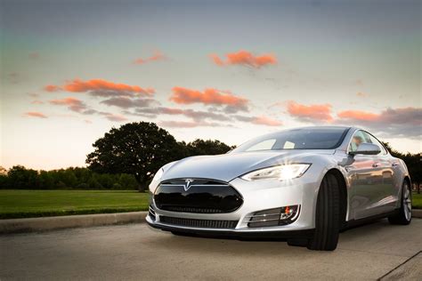 Review Tesla Motors All Electric Model S Is Fast—but Is It A Good Car