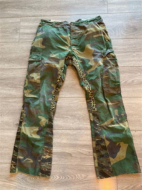 Taking a closer look at gallery dept. Gallery Dept. Gallery Dept. Camo Flared Cargo Pants | Grailed