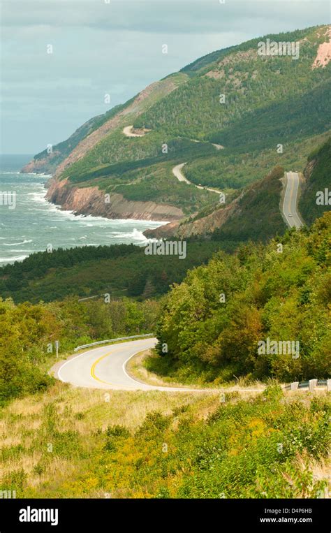 El Cabot Trail De Cap Rouge La Isla De Cape Breton Nova Scotia Canadá Fotografía De Stock Alamy