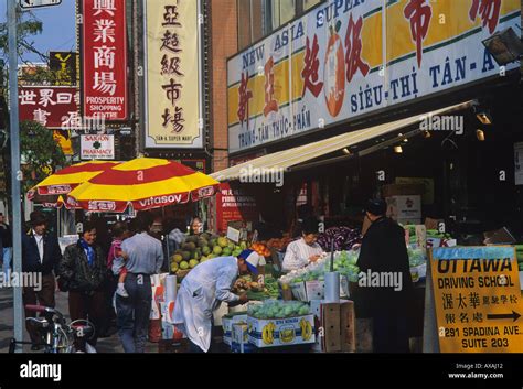 Toronto Chinatown Chinese Shops On Spadina Avenue With Dual Language