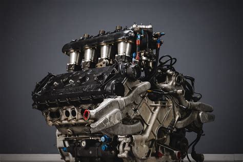 For Sale A 720 Bhp Alfa Romeo 26 Liter V8 Indy Car Engine