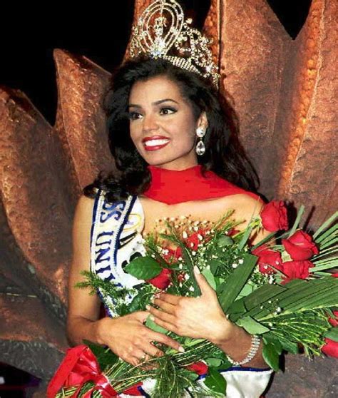 Former Miss Universe Chelsi Smith Loses Battle With Cancer At 45 Essence