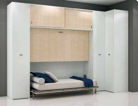 Armadio modulare componibile con elementi su misura dal design moderno, come porta tv. 28 Tv A Scomparsa In Camera Da Letto - Inidpfohor