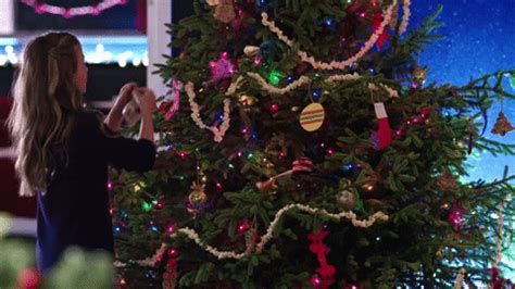 Christmas Decoration GIFs  Find & Share on GIPHY