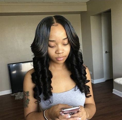 Middle Part Sew In Leave Out With These Curls Loose Hairstyles Weave