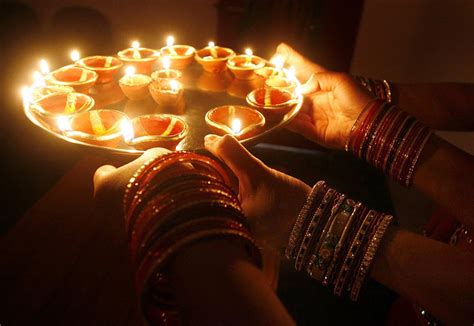 Bello Abril Diwali 2017 19 De Octubre