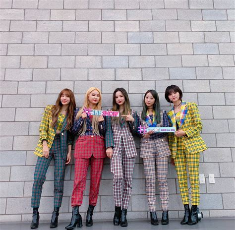 Exid Exidofficial Twitter Fashion Stage Outfits Kpop Girl Groups