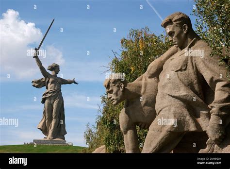 Russland Wolgograd Zaryzin Stalingrad Schlacht Von Stalingrad Memorial Mamajev Kurgan Hill