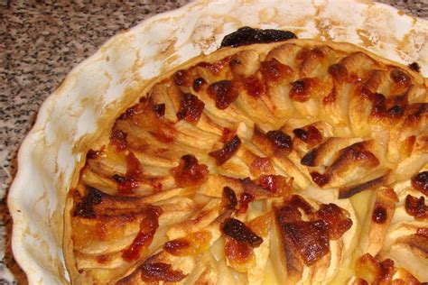 Ecrivez la recette de la tarte aux pommes. Recette Tarte aux pommes caramélisées