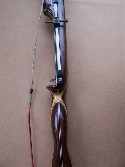 Help With Info On This Old Recurve Bow