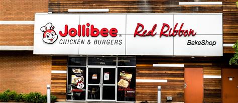 Jollibee Opens First Canadian Location In Winnipeg