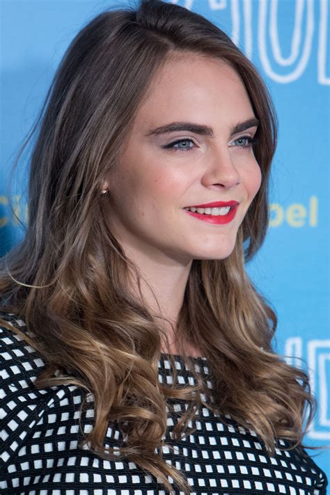 Stream it at 123 movies in full hd or download. Cara Delevingne's Ladylike Hair and Makeup Look at the ...