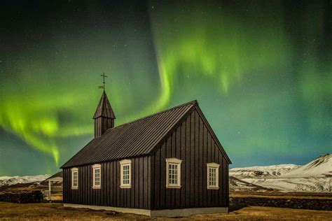 Iceland Winter Wonders Northern Lights Reykjavik And Bjork Planet