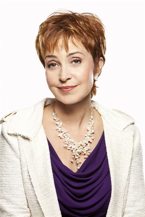 Annie lööf var den första singeln till ep:n suedi av erik lundin, som släpptes 2015 och som är producerad av mats norman. Annie Potts at age 60. | Hair-Skin-etc... | Pinterest | Annie Potts