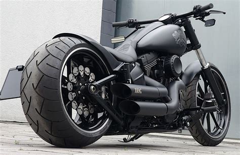 Matte Black Harley Davidson Breakout Is Pure Darkness On Two Wheels