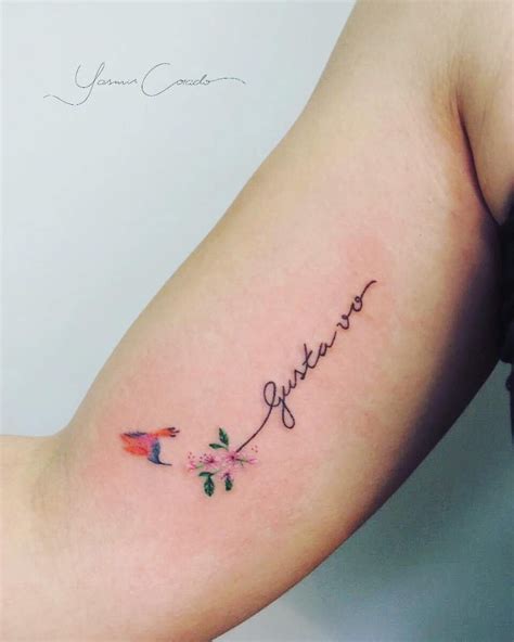Nombre Gustavo Y Colibr Por Yasmin Coiado Tatuajes Para Mujeres