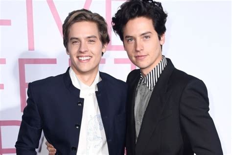 Because the sprouse twins look nearly identical, they could play the same character with efficiency and ease. Dylan Sprouse cuenta cómo supera Cole Sprouse su truene ...