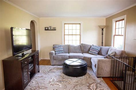 Check spelling or type a new query. Small living space design: Living Room | This Mama Loves