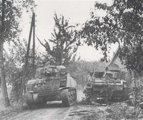 Tanks Near Arnhem Ww2 Pictures Wwii Photos Military Photos Military
