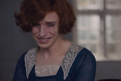Review The Danish Girl Saved By Powerful Performance Striking