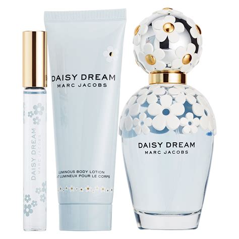 Marc Jacobs Daisy Dream Fragrance For Women Piece Gift Set My XXX Hot