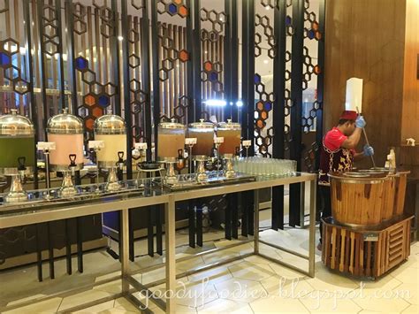 Le meridien putrajaya lies in putrajaya. GoodyFoodies: Ramadan Buffet 2017 @ Le Meridien Putrajaya ...