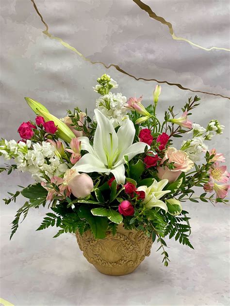 Alluring Elegance - Lux Funeral Home & Cremation Services New Braunfels, TX