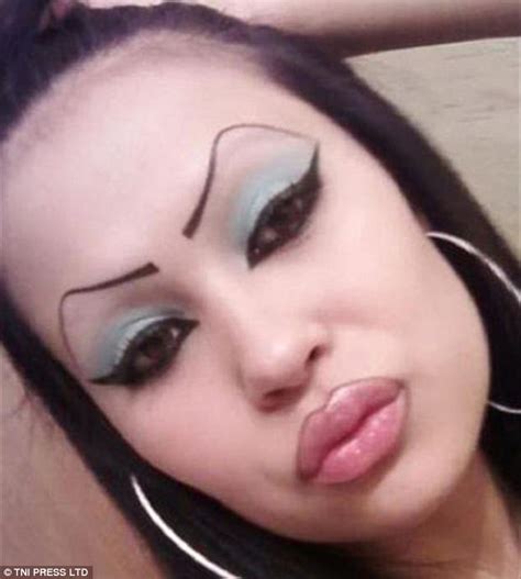 Are These The Worst Eyebrows Fails Ever Daily Mail Online