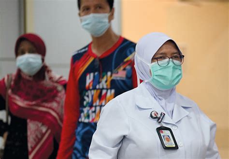 Breaking news headlines about malaysia coronavirus, linking to 1,000s of sources around the world, on newsnow: Malaysia's Covid-19 cases surged by 14 for total of 50