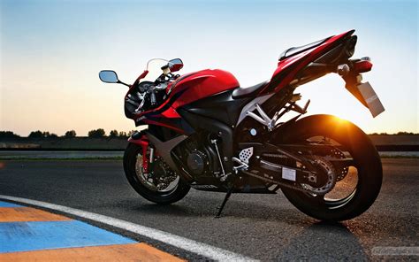Red bike wallpapers we have about (520) wallpapers in (1/18) pages. Honda CBR 600RR Red HD Bike Photo | HD Wallpapers